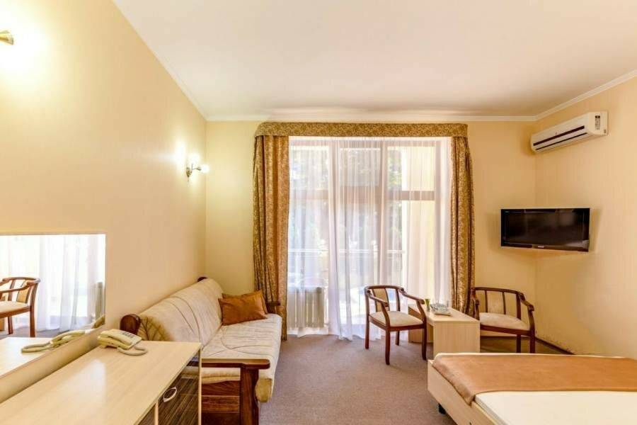 Первой категории с двуспальной кроватью